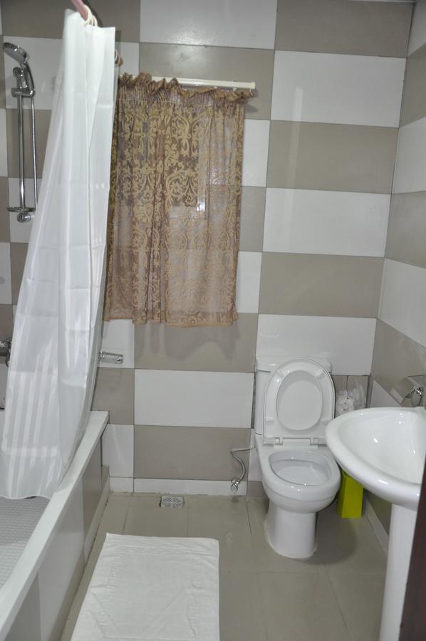 Grand Capital Hotel Ακούρ Εξωτερικό φωτογραφία